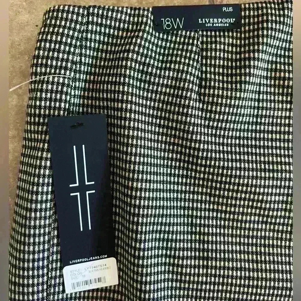 NWT Liverpool Reese Slim Straight Leg Black Tan Herringbone Pants Size 18w - Picture 2 of 9